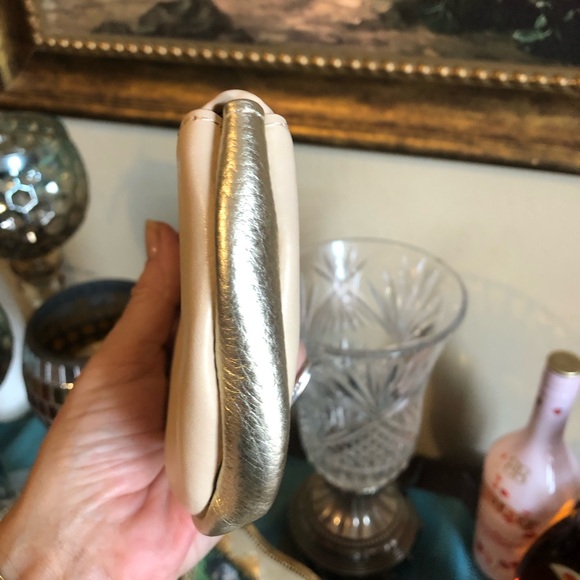 Cream & Gold Sseko Smooth Leather Change Wallet - Picture 8 of 9